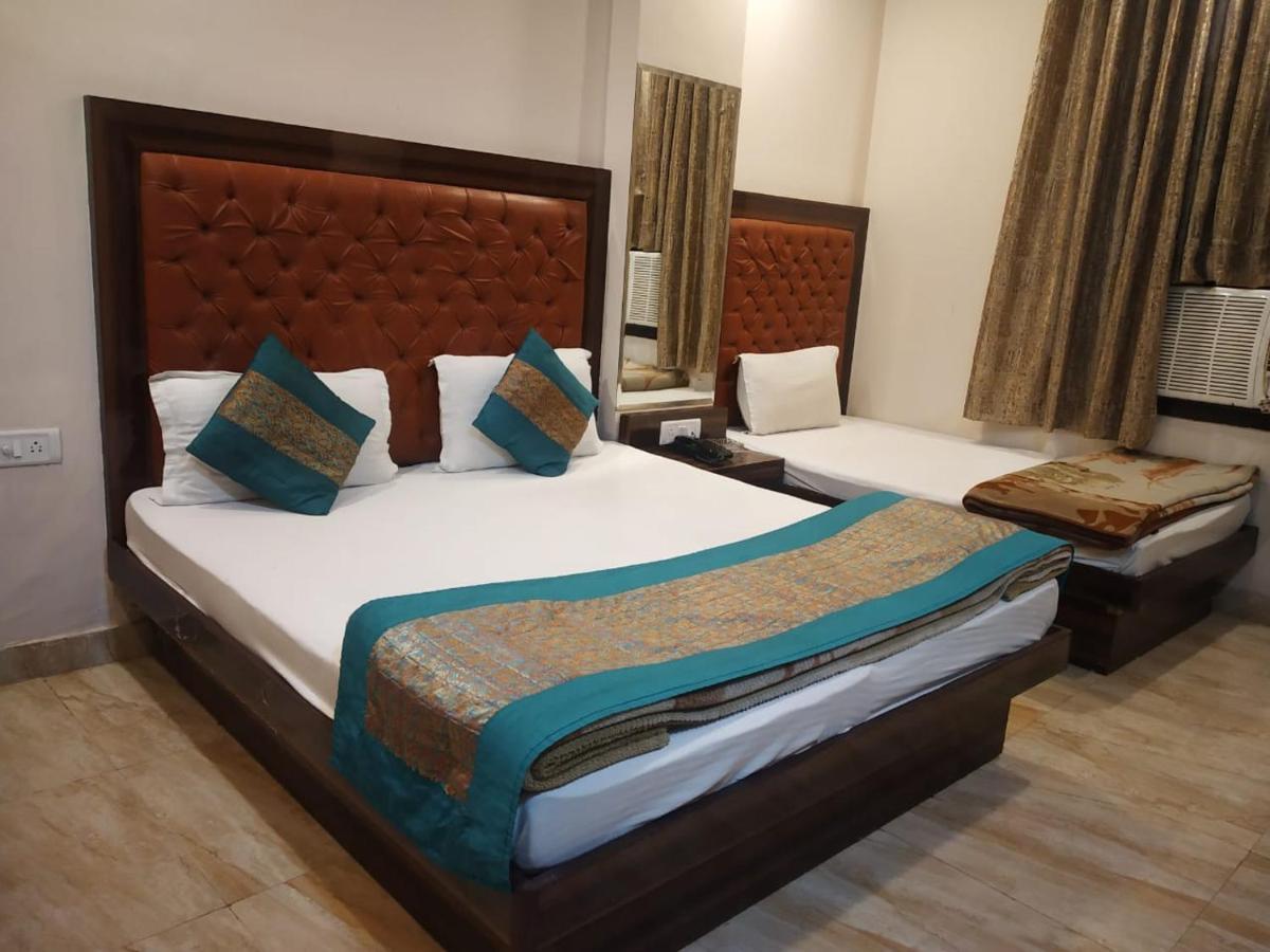 Adb Rooms Hotel Indo Continental Neu-Delhi Exterior foto